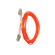 Cordón de conexión de fibra óptica multimodo LC